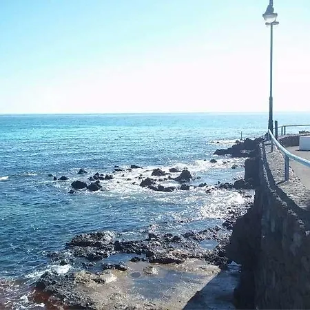 Nympha דירה *